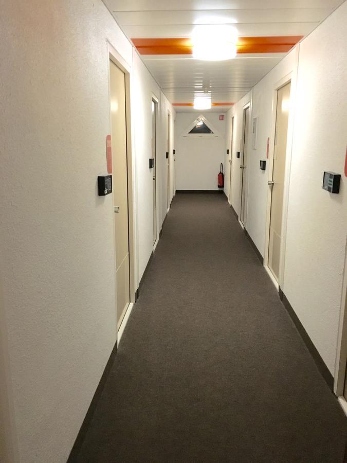 Hotelf1 Saint Brieuc Tregueux Bagian luar foto