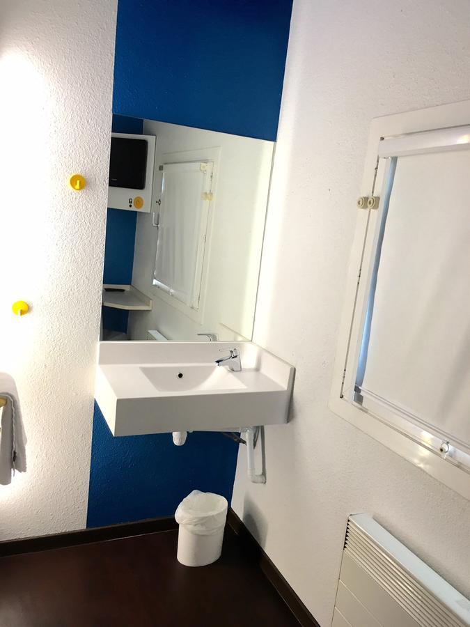 Hotelf1 Saint Brieuc Tregueux Bagian luar foto